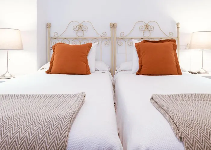 Apartamento Con Encanto En Patio Sevillano